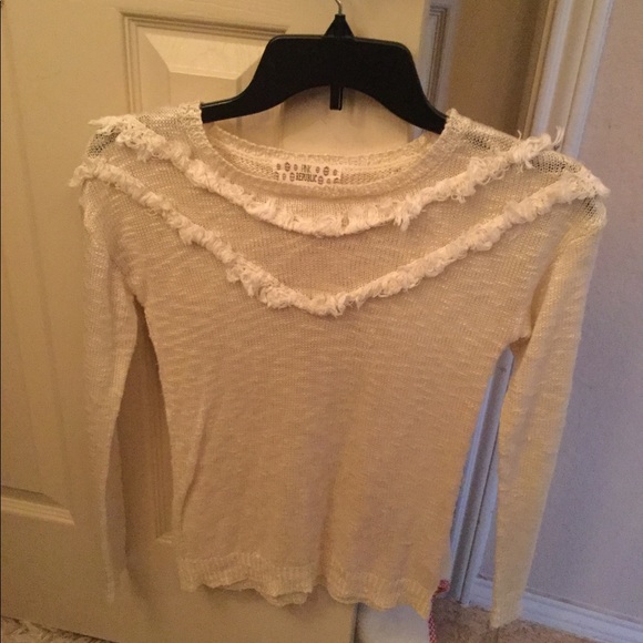 Cute White Sweater - Picture 3 of 3